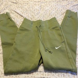 Nike Sportswear Phoenix Fleece High-Waisted Joggers- XS Alligator/Sail